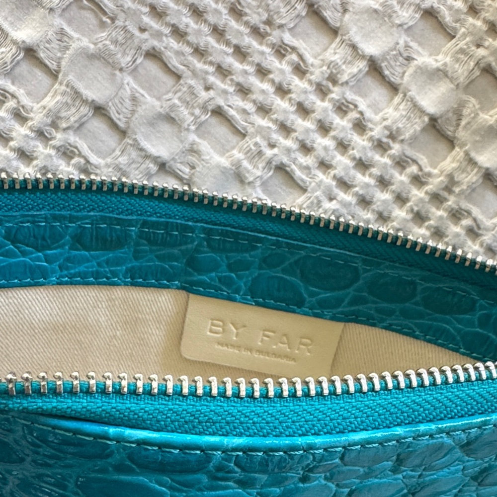 BY FAR Rachel Circular Bag - Picture 8 of 11
